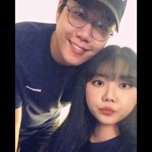 Meet your Posher, Victor